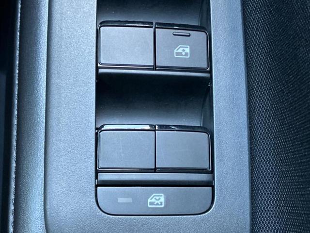 ノート Ｘ　純正　９インチ　メモリーナビ／インテリジェントルームミラー／エマージェンシーブレーキ／アラウンドビューモニター／車線逸脱防止支援システム／ドライブレコーダー　純正／ヘッドランプ　ＬＥＤ　全周囲カメラ（49枚目）