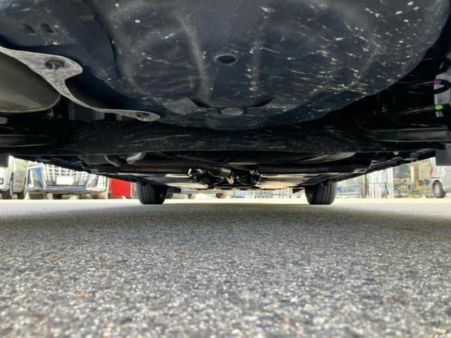 ノート Ｘ　純正　９インチ　メモリーナビ／インテリジェントルームミラー／エマージェンシーブレーキ／アラウンドビューモニター／車線逸脱防止支援システム／ドライブレコーダー　純正／ヘッドランプ　ＬＥＤ　全周囲カメラ（54枚目）