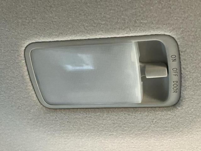 ノート Ｘ　純正　９インチ　ＳＤナビ／インテリジェントルームミラー／衝突安全装置／アラウンドビューモニター／車線逸脱防止支援システム／ドライブレコーダー　純正／ヘッドランプ　ＬＥＤ／Ｂｌｕｅｔｏｏｔｈ接続　ＥＴＣ（50枚目）