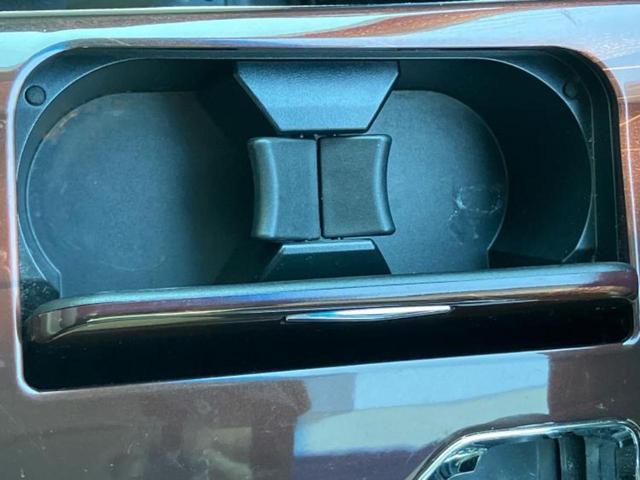 クラウンハイブリッド ハイブリッドロイヤルサルーン　新品タイヤ／純正　８インチ　メモリーナビ／シートヒーター／ヘッドランプ　ＨＩＤ／Ｂｌｕｅｔｏｏｔｈ接続／ＥＴＣ／ＥＢＤ付ＡＢＳ／横滑り防止装置／アイドリングストップ／クルーズコントロール　バックカメラ（35枚目）