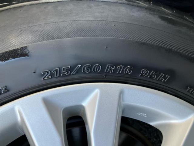 クラウンハイブリッド ハイブリッドロイヤルサルーン　新品タイヤ／純正　８インチ　メモリーナビ／シートヒーター／ヘッドランプ　ＨＩＤ／Ｂｌｕｅｔｏｏｔｈ接続／ＥＴＣ／ＥＢＤ付ＡＢＳ／横滑り防止装置／アイドリングストップ／クルーズコントロール　バックカメラ（57枚目）