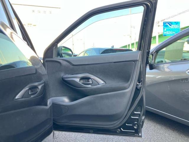 ヤリスクロス ハイブリッドZ ディスプレイオーディオ+ナビ/衝突安全装置/シートヒーター/車線逸脱防止支援システム/シート ハーフレザー/ヘッドランプ LED/Bluetooth接続/ETC/EBD付ABS 衝突被害軽減システム(4枚目)