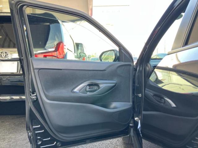 ヤリスクロス ハイブリッドZ ディスプレイオーディオ+ナビ/衝突安全装置/シートヒーター/車線逸脱防止支援システム/シート ハーフレザー/ヘッドランプ LED/Bluetooth接続/ETC/EBD付ABS 衝突被害軽減システム(6枚目)