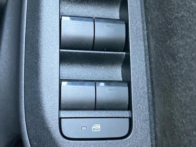 ヤリスクロス ハイブリッドZ ディスプレイオーディオ+ナビ/衝突安全装置/シートヒーター/車線逸脱防止支援システム/シート ハーフレザー/ヘッドランプ LED/Bluetooth接続/ETC/EBD付ABS 衝突被害軽減システム(48枚目)