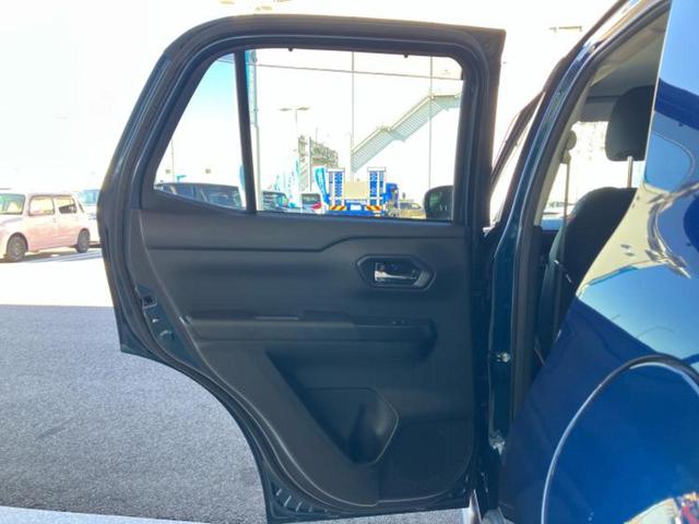 ライズ ハイブリッドＺ　新品タイヤ／ディスプレイオーディオ９インチ／衝突安全装置／シートヒーター／車線逸脱防止支援システム／ヘッドランプ　ＬＥＤ／Ｂｌｕｅｔｏｏｔｈ接続／ＨＤＭＩ接続／ＥＴＣ／ＥＢＤ付ＡＢＳ　バックカメラ（7枚目）