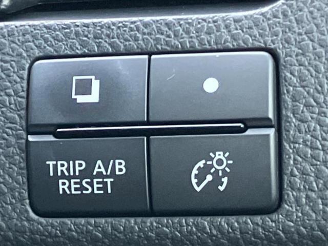 セレナ ２０Ｘ　ＨＶアドバンスドセーフティパッケージ　新品タイヤ／純正　ＳＤナビ／フリップダウンモニター／衝突安全装置／両側電動スライドドア／アラウンドビューモニター／車線逸脱防止支援システム／Ｂｌｕｅｔｏｏｔｈ接続／ＥＴＣ／横滑り防止装置　全周囲カメラ（26枚目）