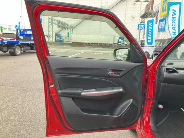 スイフト ハイブリッドＲＳ　保証書／純正　ＳＤナビ／シートヒーター／全方位モニター用カメラ／ヘッドランプ　ＬＥＤ／Ｂｌｕｅｔｏｏｔｈ接続／ＥＴＣ／ＥＢＤ付ＡＢＳ／横滑り防止装置／アイドリングストップ／フルセグＴＶ／ＤＶＤ（6枚目）