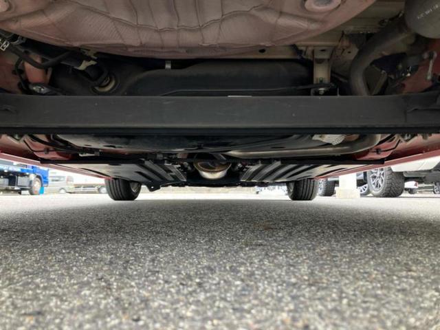 スイフト ハイブリッドＲＳ　保証書／純正　ＳＤナビ／シートヒーター／全方位モニター用カメラ／ヘッドランプ　ＬＥＤ／Ｂｌｕｅｔｏｏｔｈ接続／ＥＴＣ／ＥＢＤ付ＡＢＳ／横滑り防止装置／アイドリングストップ／フルセグＴＶ／ＤＶＤ（45枚目）