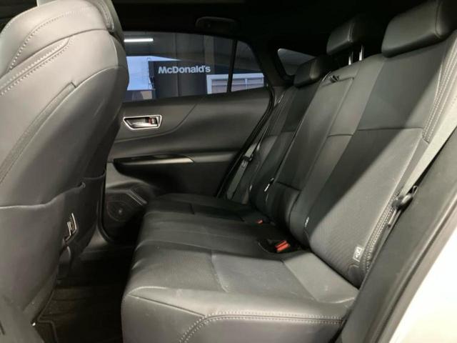 ハリアー Zレザーパッケージ 新品タイヤ/調光パノラマルーフ/モデリスタエアロ/JBL/保証書/純正 12.3インチ メモリーナビ/デジタルインナーミラー/トヨタセーフティセンス/エアーシート 前席/パノラミックビューモニター(7枚目)