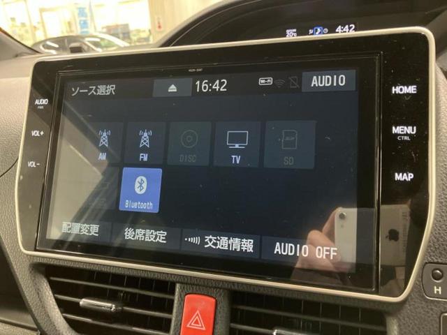 ノア ハイブリッドＳｉダブルバイビー３　保証書／純正　１０インチ　ＳＤナビ／フリップダウンモニター　純正　１２．１インチ／トヨタセーフティセンス／両側電動スライドドア／シートヒーター／車線逸脱防止支援システム／シート　ハーフレザー（11枚目）