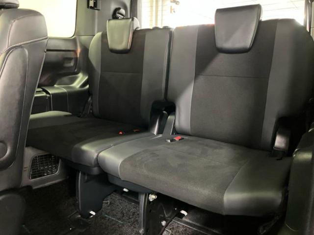 ノア ハイブリッドＳｉダブルバイビー３　保証書／純正　１０インチ　ＳＤナビ／フリップダウンモニター　純正　１２．１インチ／トヨタセーフティセンス／両側電動スライドドア／シートヒーター／車線逸脱防止支援システム／シート　ハーフレザー（19枚目）