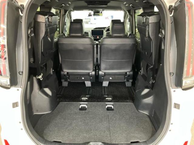 ノア ハイブリッドＳｉダブルバイビー３　保証書／純正　１０インチ　ＳＤナビ／フリップダウンモニター　純正　１２．１インチ／トヨタセーフティセンス／両側電動スライドドア／シートヒーター／車線逸脱防止支援システム／シート　ハーフレザー（21枚目）