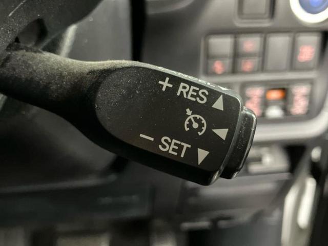 ノア ハイブリッドＳｉダブルバイビー３　保証書／純正　１０インチ　ＳＤナビ／フリップダウンモニター　純正　１２．１インチ／トヨタセーフティセンス／両側電動スライドドア／シートヒーター／車線逸脱防止支援システム／シート　ハーフレザー（32枚目）