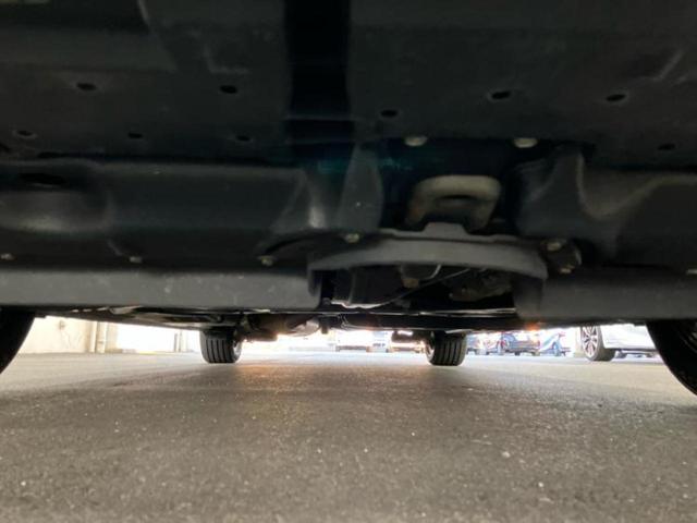 ノア ハイブリッドＳｉダブルバイビー３　保証書／純正　１０インチ　ＳＤナビ／フリップダウンモニター　純正　１２．１インチ／トヨタセーフティセンス／両側電動スライドドア／シートヒーター／車線逸脱防止支援システム／シート　ハーフレザー（46枚目）