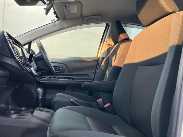 アクア Sスタイルブラック 保証書/純正 9インチ SDナビ/衝突安全装置/車線逸脱防止支援システム/Bluetooth接続/ETC/EBD付ABS/横滑り防止装置/アイドリングストップ/バックモニター/フルセグTV/DVD(6枚目)