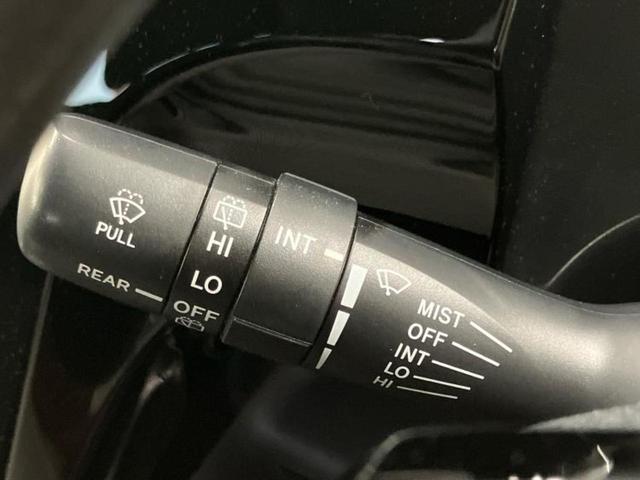 アクア Sスタイルブラック 保証書/純正 9インチ SDナビ/衝突安全装置/車線逸脱防止支援システム/Bluetooth接続/ETC/EBD付ABS/横滑り防止装置/アイドリングストップ/バックモニター/フルセグTV/DVD(17枚目)