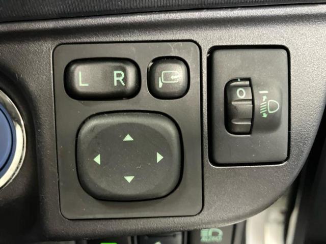 アクア Sスタイルブラック 保証書/純正 9インチ SDナビ/衝突安全装置/車線逸脱防止支援システム/Bluetooth接続/ETC/EBD付ABS/横滑り防止装置/アイドリングストップ/バックモニター/フルセグTV/DVD(26枚目)