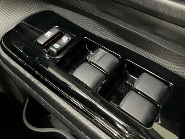 アクア Sスタイルブラック 保証書/純正 9インチ SDナビ/衝突安全装置/車線逸脱防止支援システム/Bluetooth接続/ETC/EBD付ABS/横滑り防止装置/アイドリングストップ/バックモニター/フルセグTV/DVD(30枚目)