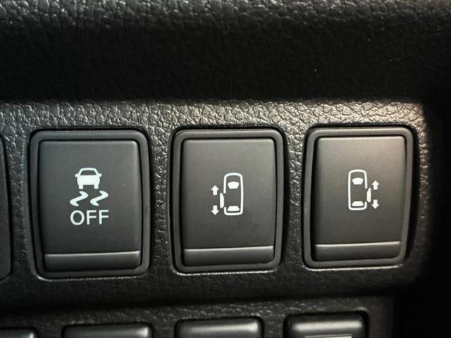 エルグランド ハイウェイスターS 新品タイヤ/保証書/純正 SDナビ/フリップダウンモニター/両側電動スライドドア/シート ハーフレザー/ヘッドランプ LED/Bluetooth接続/ETC/EBD付ABS/横滑り防止装置 DVD再生(31枚目)