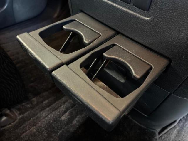 エルグランド ハイウェイスターS 新品タイヤ/保証書/純正 SDナビ/フリップダウンモニター/両側電動スライドドア/シート ハーフレザー/ヘッドランプ LED/Bluetooth接続/ETC/EBD付ABS/横滑り防止装置 DVD再生(41枚目)