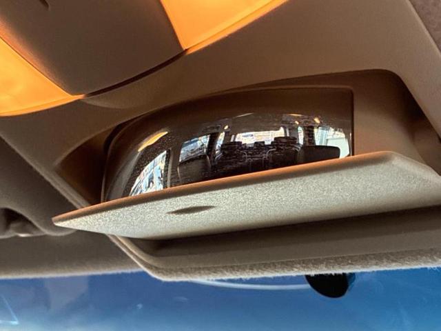 エルグランド ハイウェイスターS 新品タイヤ/保証書/純正 SDナビ/フリップダウンモニター/両側電動スライドドア/シート ハーフレザー/ヘッドランプ LED/Bluetooth接続/ETC/EBD付ABS/横滑り防止装置 DVD再生(42枚目)