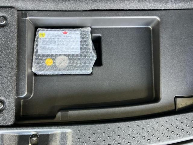 シエンタ ハイブリッドGクエロ 保証書/社外 SDナビ/トヨタセーフティセンス/両側電動スライドドア/車線逸脱防止支援システム/ヘッドランプ LED/Bluetooth接続/ETC/EBD付ABS/横滑り防止装置 バックカメラ(28枚目)