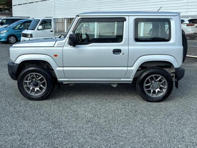 ジムニー ４ＷＤ　ＸＧ　保証書／社外　８インチ　ＳＤナビ／セーフティサポート（スズキ）／車線逸脱防止支援システム／ドライブレコーダー　純正／Ｂｌｕｅｔｏｏｔｈ接続／ＥＴＣ／ＡＢＳ／横滑り防止装置／バックモニター／フルセグＴＶ（2枚目）