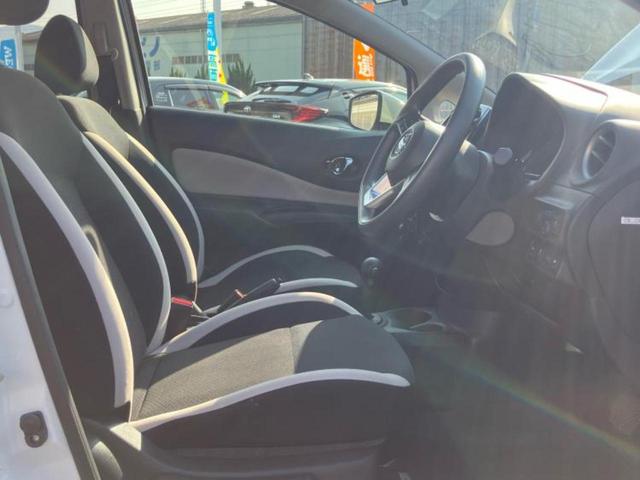 ノート X Vセレクション 保証書/純正 SDナビ/衝突安全装置/車線逸脱防止支援システム/ETC/EBD付ABS/横滑り防止装置/アイドリングストップ/地上波デジタルチューナー/エアバッグ 運転席/エアバッグ 助手席(4枚目)