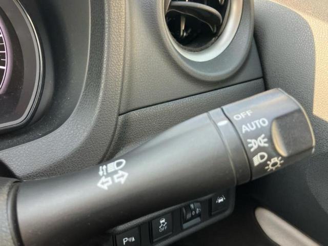 ノート X Vセレクション 保証書/純正 SDナビ/衝突安全装置/車線逸脱防止支援システム/ETC/EBD付ABS/横滑り防止装置/アイドリングストップ/地上波デジタルチューナー/エアバッグ 運転席/エアバッグ 助手席(16枚目)