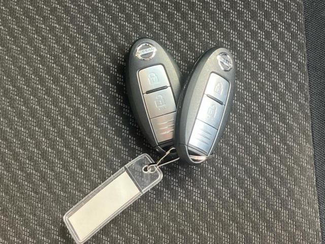 ノート X Vセレクション 保証書/純正 SDナビ/衝突安全装置/車線逸脱防止支援システム/ETC/EBD付ABS/横滑り防止装置/アイドリングストップ/地上波デジタルチューナー/エアバッグ 運転席/エアバッグ 助手席(30枚目)