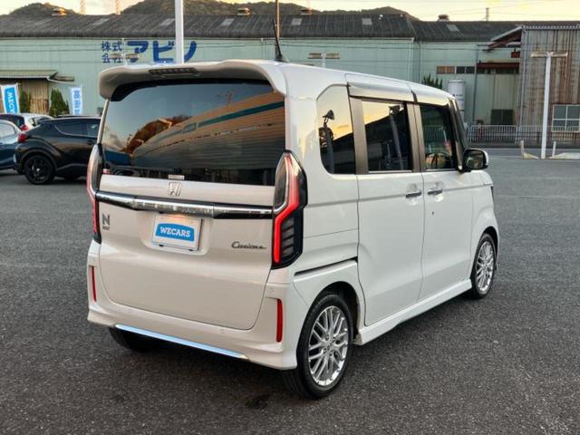 N-BOXカスタム L・ターボ 保証書/ディスプレイオーディオ/衝突安全装置/両側電動スライドドア/シートヒーター/車線逸脱防止支援システム/ドライブレコーダー 純正/ヘッドランプ LED/EBD付ABS/横滑り防止装置 ドラレコ(3枚目)