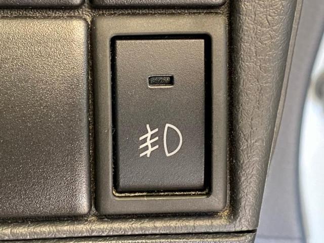 X アルミホイール純正14インチ ヘッドランプHID パワーウインドウ エンジンスタートボタン キーレスエントリー オートエアコン フロントシート形状ベンチシート ユーザー買取車 盗難防止システム(15枚目)