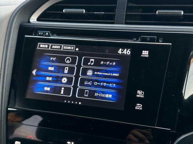 シャトル ハイブリッドＺ　ホンダセンシング　パドルシフト　レーンキプアシスト　レーダークルーズコントロール　エマージェンシーブレーキ　バックカメラ　ＥＴＣ　純正ナビ　ＴＶ　ＢＬＵＥＴＯＯＴＨ対応（42枚目）
