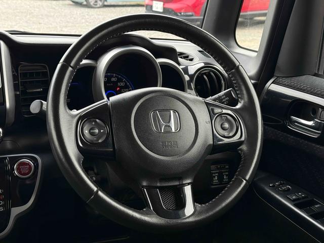 N-BOXカスタム G ターボSSパッケージ ドライブレコーダー ETC バックカメラ 両側電動スライドドア ナビ オートクルーズコントロール オートライト HID スマートキー アイドリングストップ 電動格納ミラー ベンチシート CVT(3枚目)