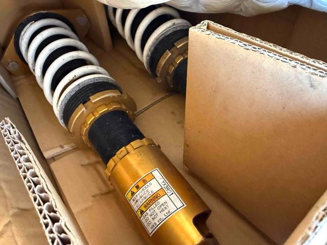 ８６ ＧＴリミテッド　ＥＴＣ　ＭＴ　オートライト　ＨＩＤ　スマートキー　電動格納ミラー　シートヒーター　アルミホイール　盗難防止システム　衝突安全ボディ　ＡＢＳ　ＥＳＣ　エアコン　パワーステアリング　パワーウィンドウ（40枚目）