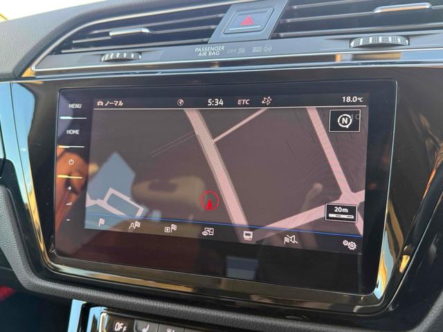 ゴルフトゥーラン ＴＳＩ　ハイライン　ドライブレコーダー　ＥＴＣ　バックカメラ　ナビ　ＴＶ　クリアランスソナー　オートクルーズコントロール　パークアシスト　スマートキー　アイドリングストップ　電動格納ミラー　シートヒーター　ＡＴ（5枚目）