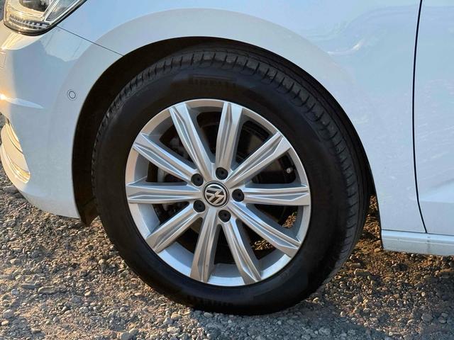 ゴルフトゥーラン ＴＳＩ　ハイライン　ドライブレコーダー　ＥＴＣ　バックカメラ　ナビ　ＴＶ　クリアランスソナー　オートクルーズコントロール　パークアシスト　スマートキー　アイドリングストップ　電動格納ミラー　シートヒーター　ＡＴ（27枚目）