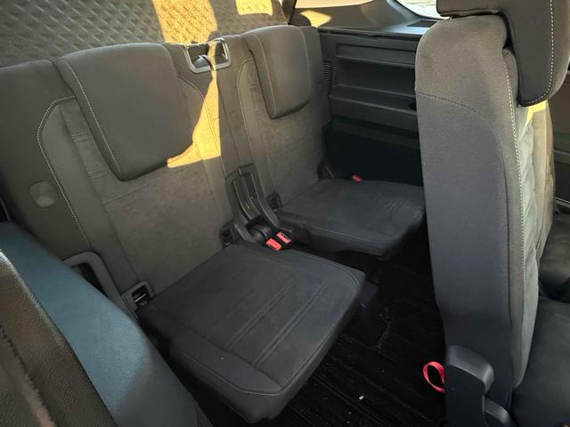 ゴルフトゥーラン ＴＳＩ　ハイライン　ドライブレコーダー　ＥＴＣ　バックカメラ　ナビ　ＴＶ　クリアランスソナー　オートクルーズコントロール　パークアシスト　スマートキー　アイドリングストップ　電動格納ミラー　シートヒーター　ＡＴ（36枚目）