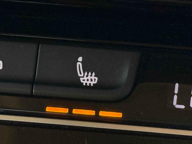 ゴルフトゥーラン ＴＳＩ　ハイライン　ドライブレコーダー　ＥＴＣ　バックカメラ　ナビ　ＴＶ　クリアランスソナー　オートクルーズコントロール　パークアシスト　スマートキー　アイドリングストップ　電動格納ミラー　シートヒーター　ＡＴ（51枚目）