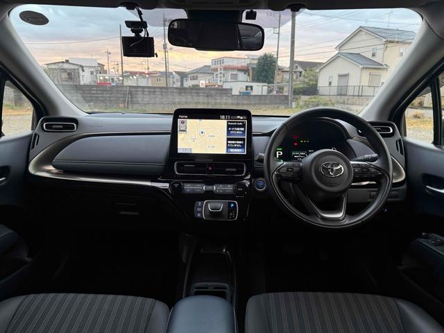 アクア Z 4WD ドライブレコーダー ETC 全周囲カメラ ナビ クリアランスソナー オートクルーズコントロール レーンアシスト 衝突被害軽減システム アルミホイール オートマチックハイビーム オートライト(2枚目)