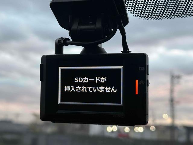 アクア Z 4WD ドライブレコーダー ETC 全周囲カメラ ナビ クリアランスソナー オートクルーズコントロール レーンアシスト 衝突被害軽減システム アルミホイール オートマチックハイビーム オートライト(7枚目)