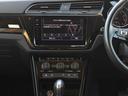 ゴルフトゥーラン ＴＳＩ　ハイライン　ドライブレコーダー　ＥＴＣ　バックカメラ　ナビ　ＴＶ　クリアランスソナー　オートクルーズコントロール　パークアシスト　スマートキー　アイドリングストップ　電動格納ミラー　シートヒーター　ＡＴ（7枚目）