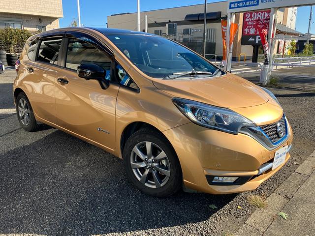 ノート ｅ－パワー　メダリスト　ブラックアロー　ワンオーナー／アラウンドビューモニター（6枚目）