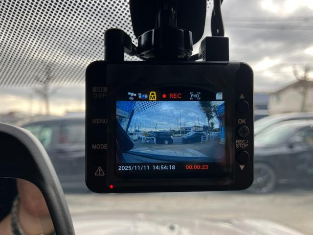 MINI クーパーS ジョン・クーパー・ワークス・トリム 当社買取/純正ナビ/ミラー一体ETC/インテリジェントセーフティ/前後ドラレコ(18枚目)