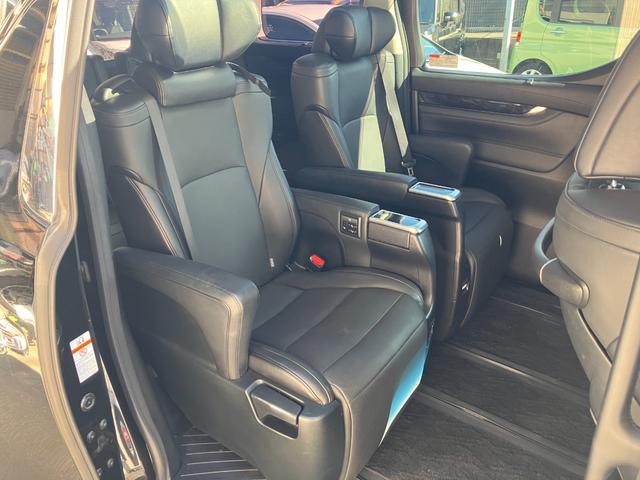 ヴェルファイア ３．５Ｚ　Ｇ　後期／ＴＲＤエアロ／マフラー／サンルーフ／ＯＰ本革シート（18枚目）