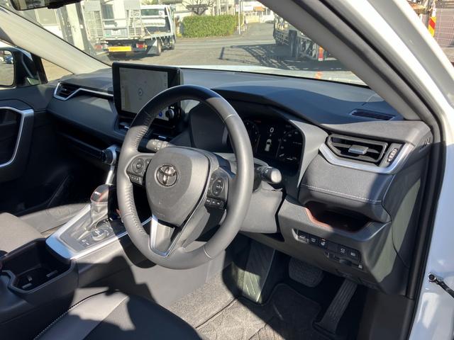 RAV4 G Zパッケージ モデリスタエアロ・クールシャインキット/10.5インチ純正ナビ/全周囲カメラ/1オーナー/当社買取車両(10枚目)