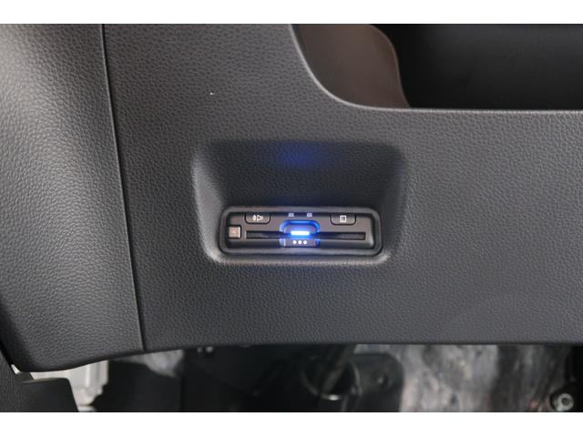 フィット e:HEVRS 認定中古車 2年保証付 ナビ Bカメラ ETC 運転支援 デモカー エアバッグ パワーウィンドウ 助手席エアバッグ フルセグテレビ LEDヘッドランプ セキュリティアラーム フルオートエアコン USB(16枚目)