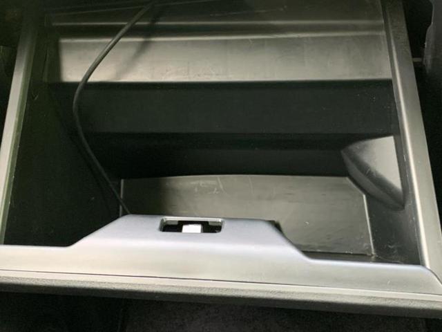 Ｎ－ＢＯＸカスタム ターボＳＳパッケージ　新品タイヤ／保証書／純正　ＳＤナビ／シティーブレーキアクティブシステム（ホンダ）／両側電動スライドドア／ヘッドランプ　ＨＩＤ／Ｂｌｕｅｔｏｏｔｈ接続／ＥＴＣ／ＥＢＤ付ＡＢＳ／横滑り防止装置　ターボ（24枚目）