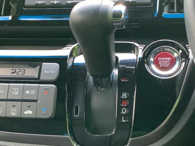 国産車から輸入車まで多様なお客様のニーズのお応えできるように、全国規模で豊富な在庫展開！車のことならＷＥＣＡＲＳへ！