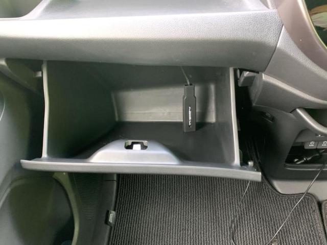 ＷＥＣＡＲＳでは各商談席に大型モニターをご用意しております！見やすい大画面でゆったりと全国の在庫をご覧いただけます！是非ご来店お待ちしております！